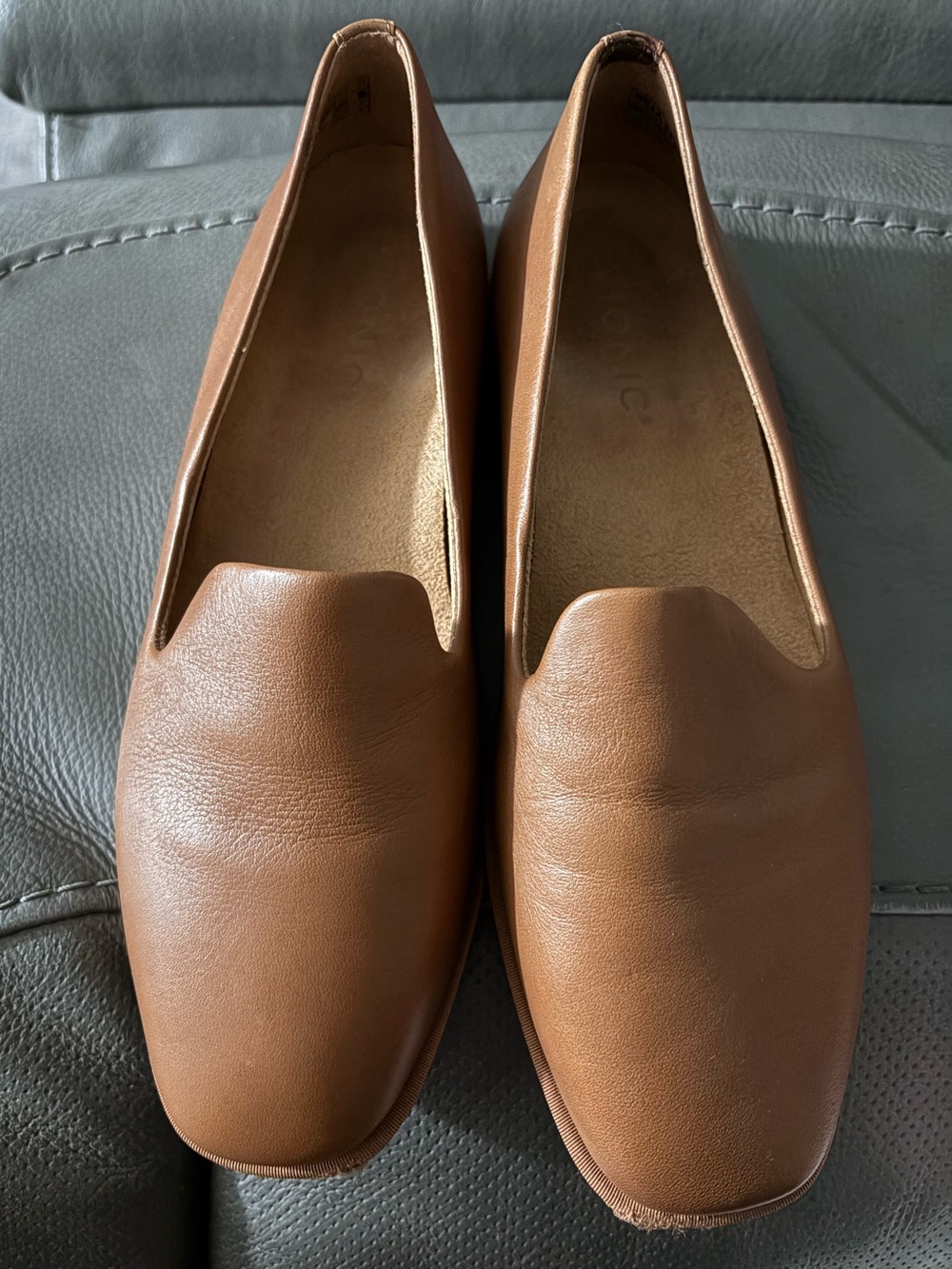 Vionic Classic Tan Leather Slip-On Flats